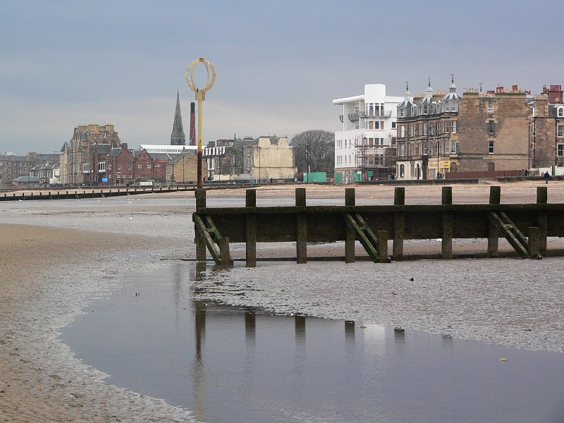 "Portobello Beach". Licensed under Creative Commons Attribution 2.5 via Wikimedia Commons - http://commons.wikimedia.org/wiki/File:Portobello_Beach.jpg#mediaviewer/File:Portobello_Beach.jpg