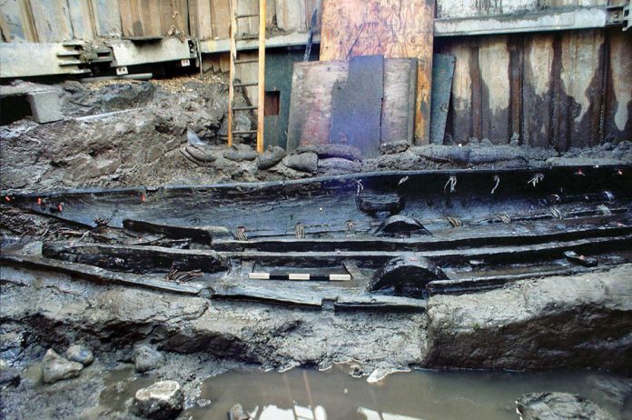 Dover boat on site: one of the images on the usb stick. © Canterbury Archaeological Trust Ltd 2014