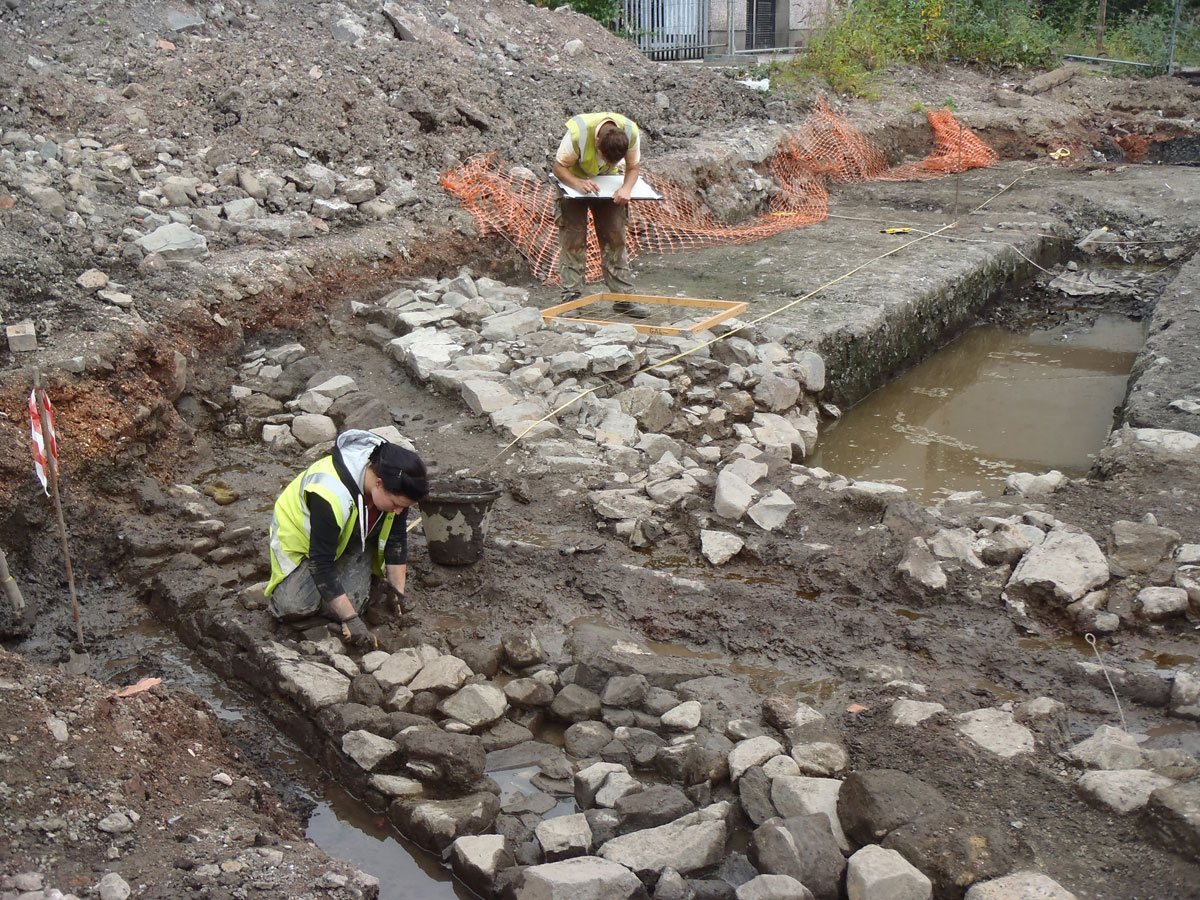 Investigating Archaeology and Station Square.  The Medieval Friary.  Image: GUARD Archaeology Limited