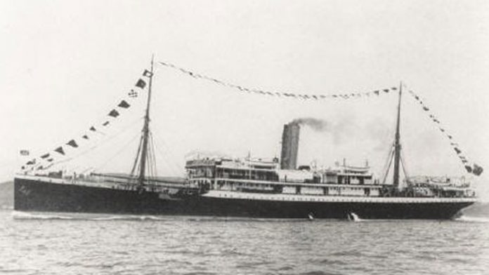 Steamship SS Mendi, which sank on 21 February 1917 with the loss of 30 British crew and 616 South Africans, mostly of the South African Native Labour Corps (SANLC). [Public domain], via Wikimedia Commons